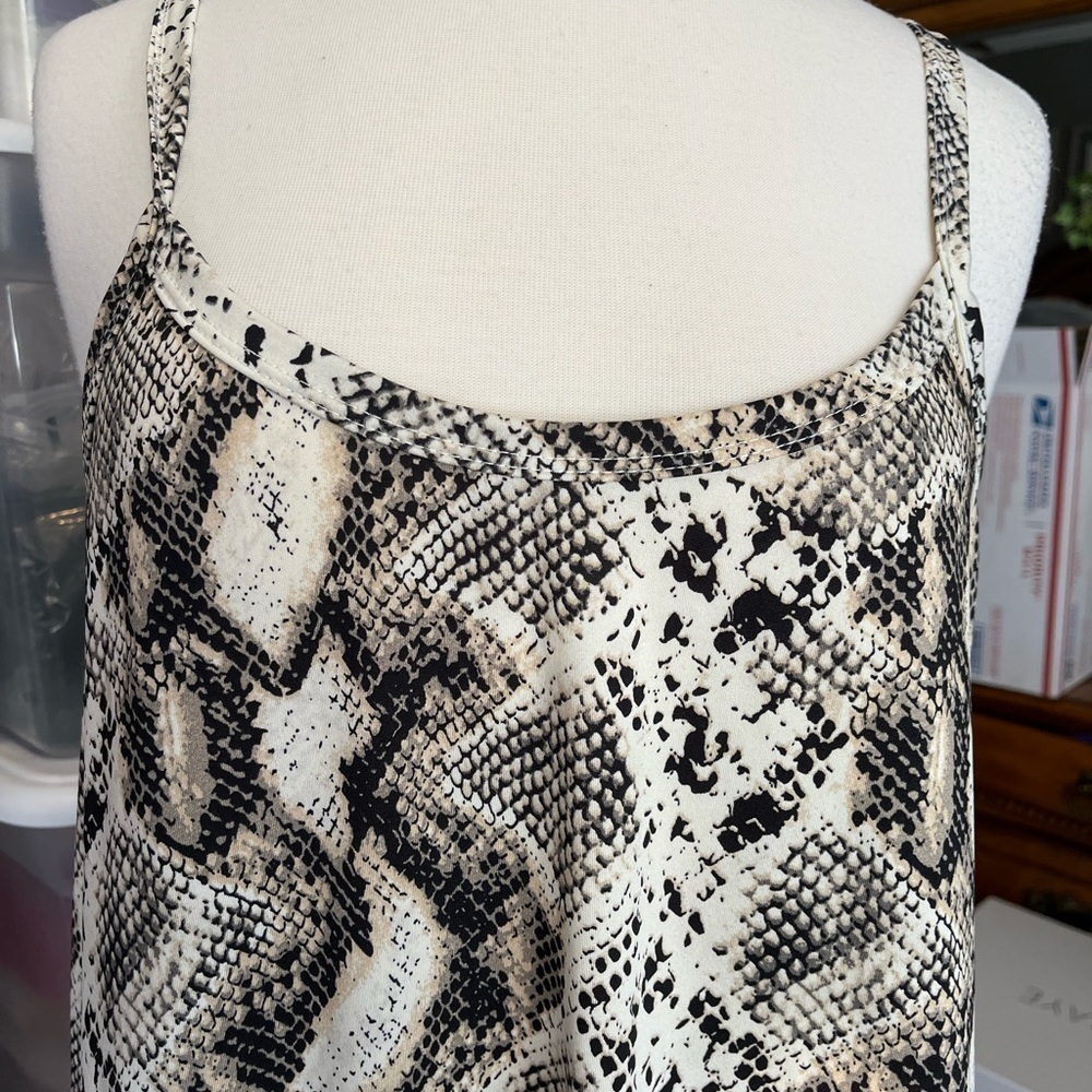 Snakeskin Tank - Picture 2 of 7